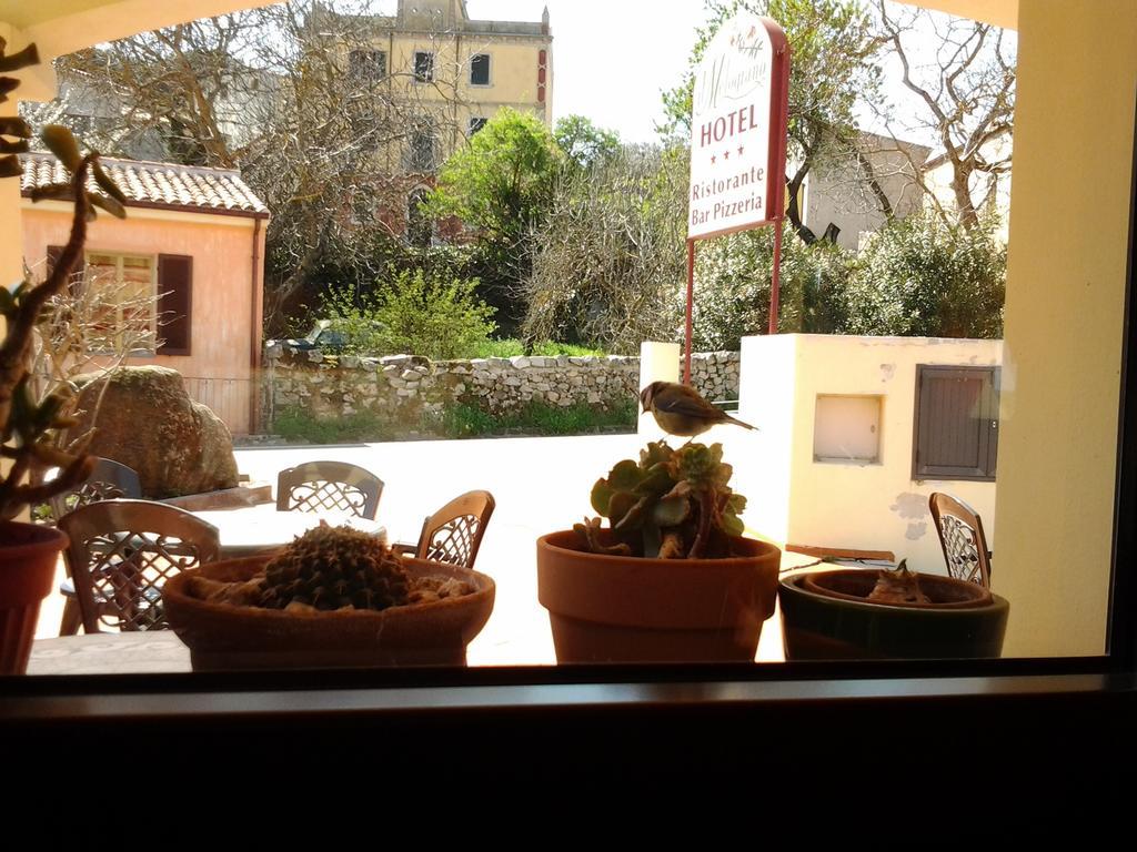 Hotel Il Melograno Tempio Pausania Exterior foto