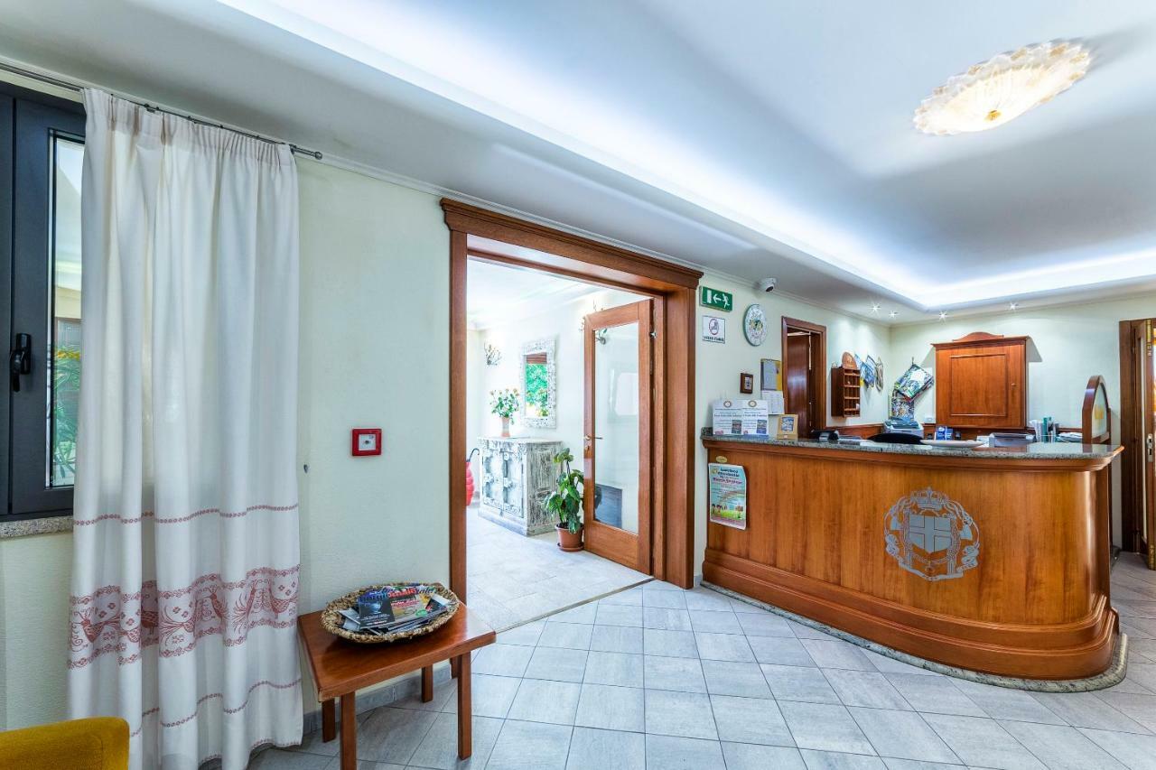 Hotel Il Melograno Tempio Pausania Exterior foto